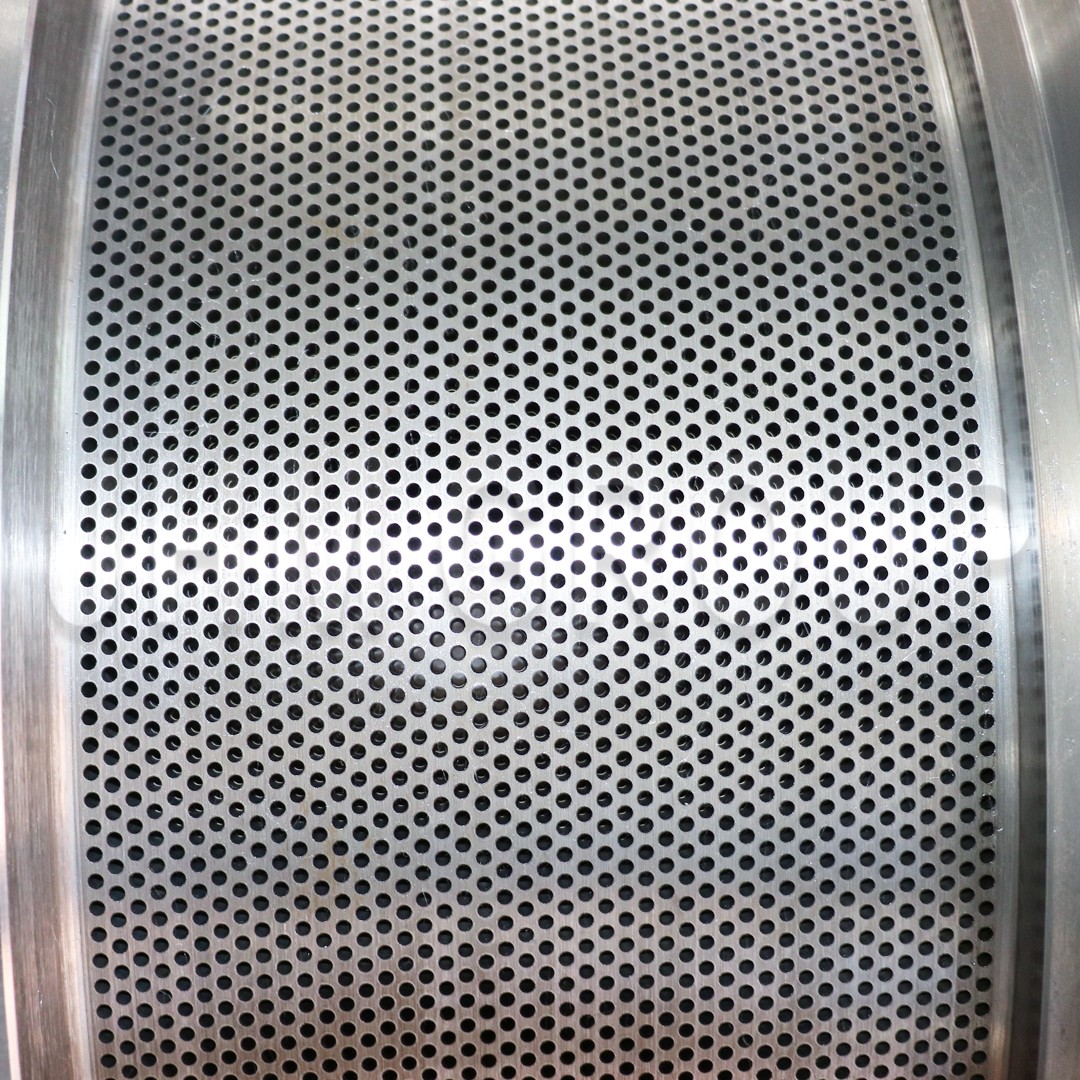 Biofertilizer pellet die