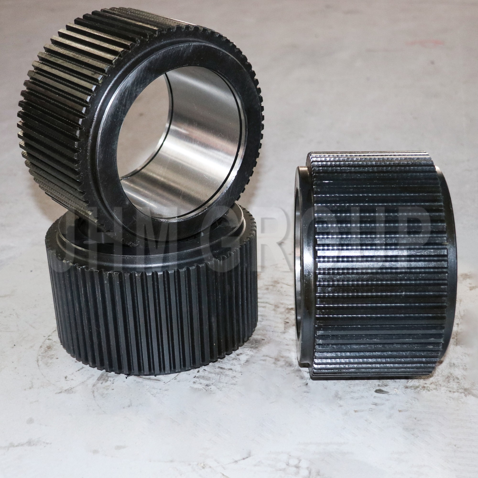 Straight corrugation type roller