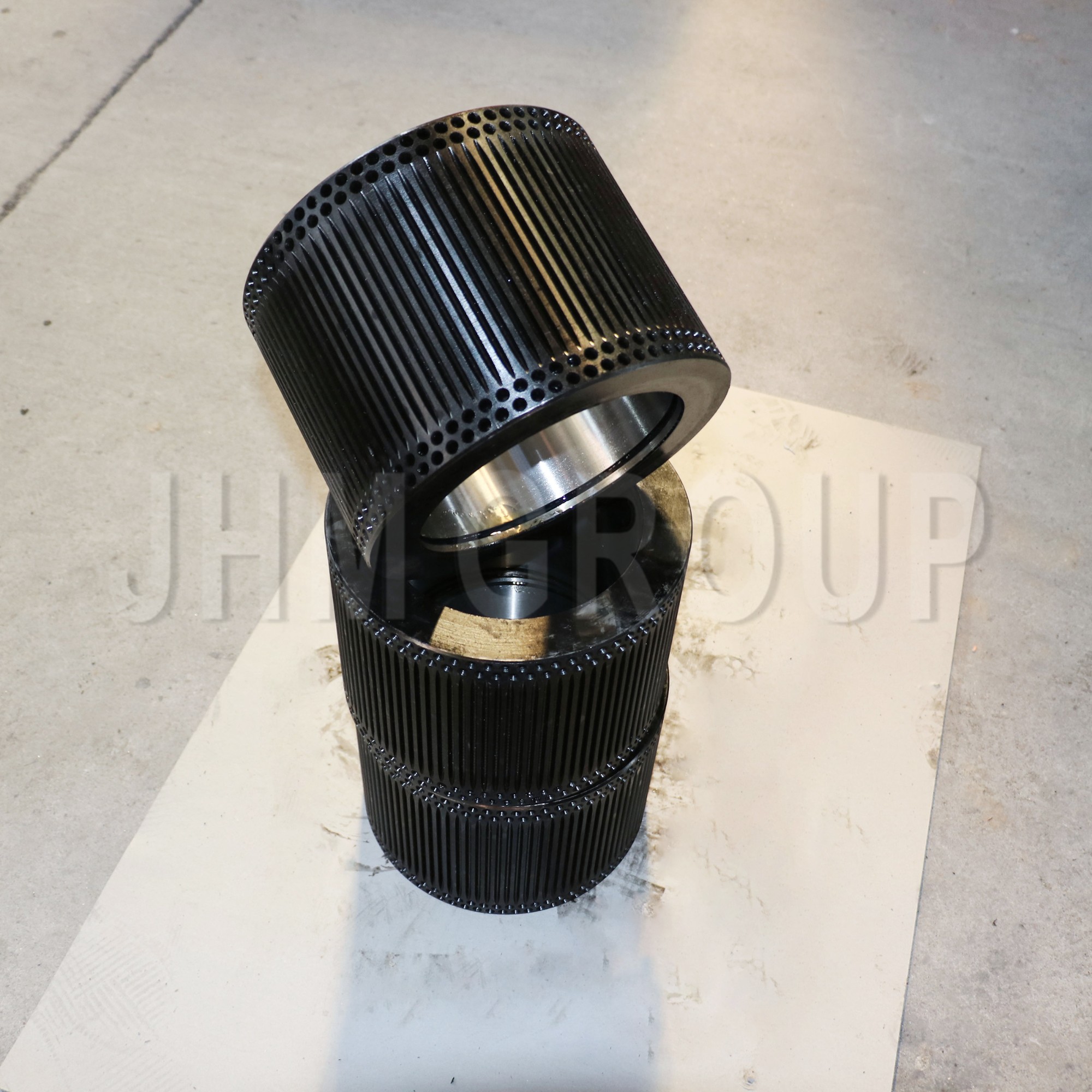 Straight corrugation type roller