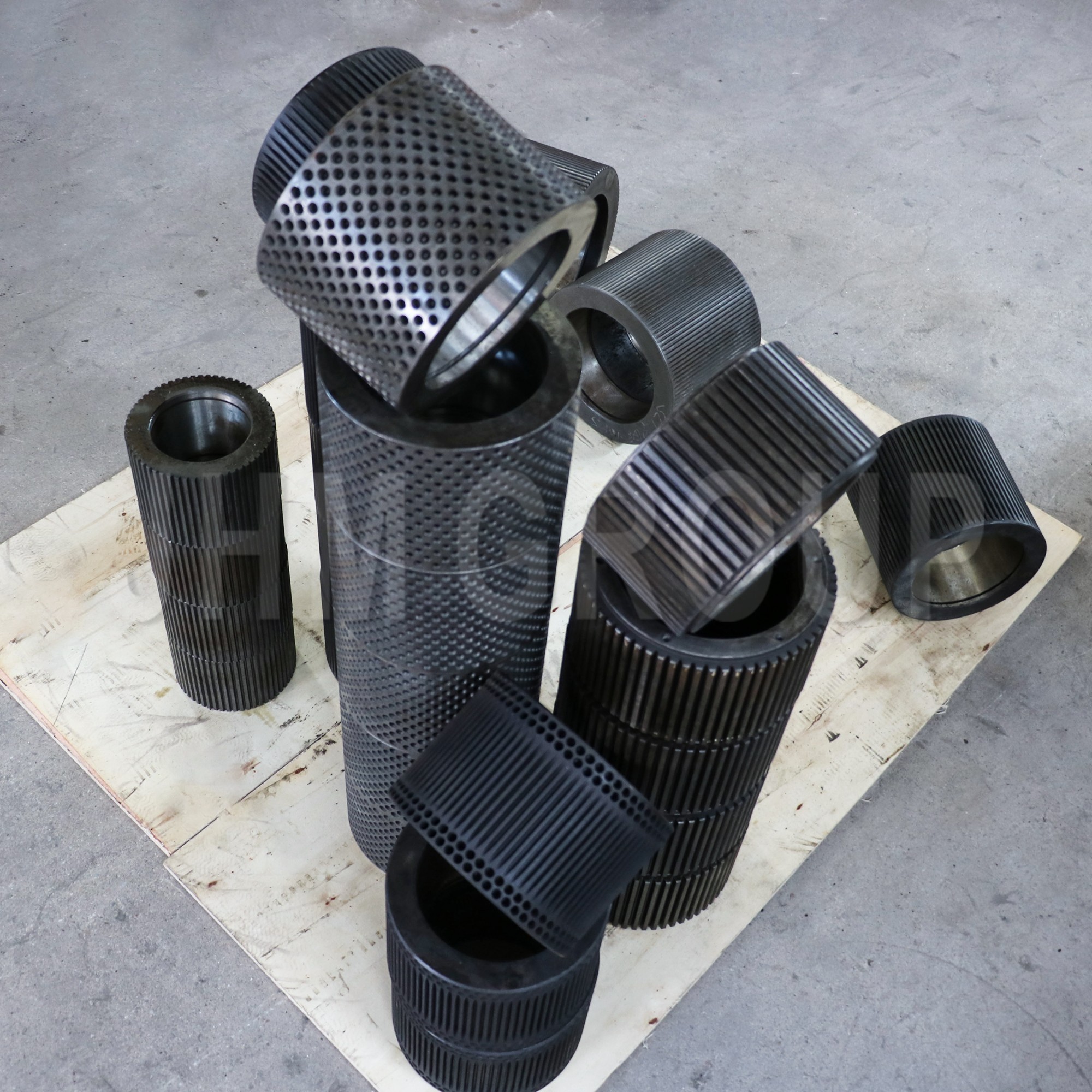 Straight corrugation type roller